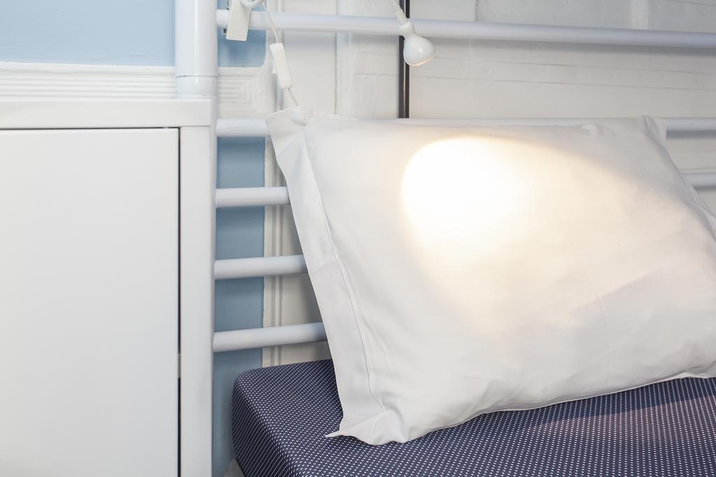 5 Sins Chiado Hostel Lisboa Szoba fotó
